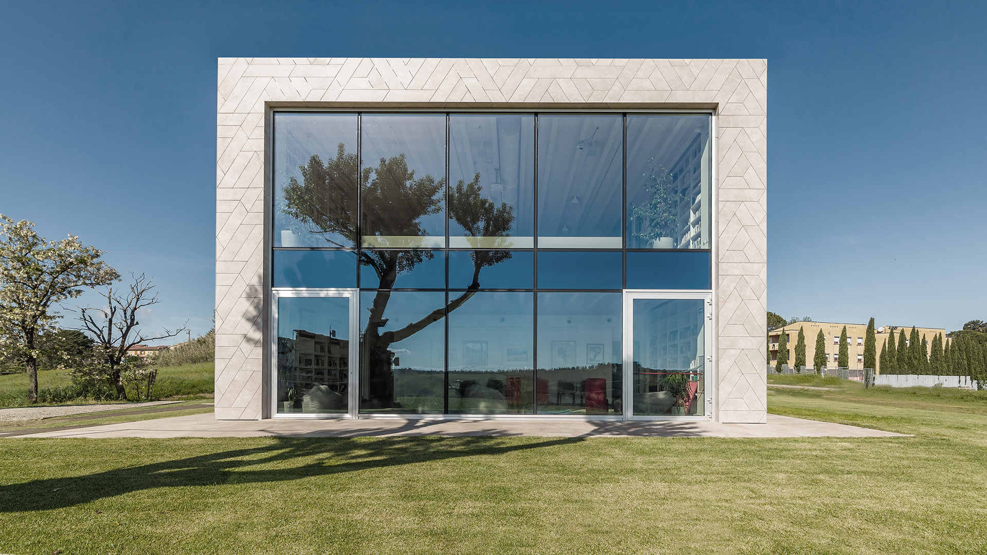 Vista fronte principale