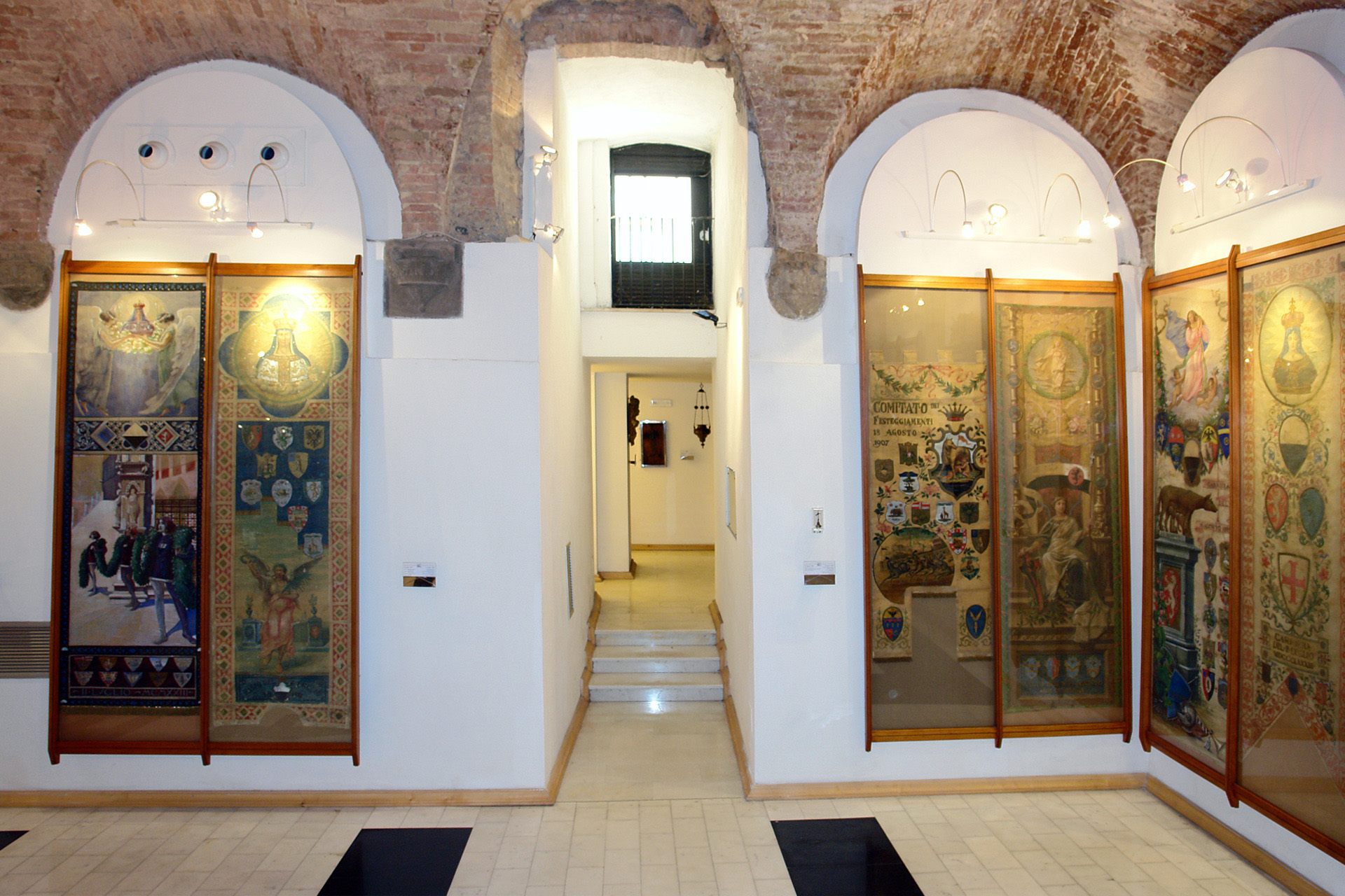 Vista corridoio di collegamento tra le sale