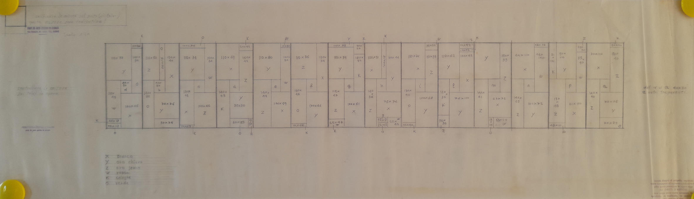 Disegno di progetto del decoro geometrico in facciata