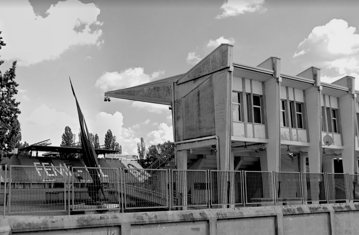 Particolare del prospetto della tribuna