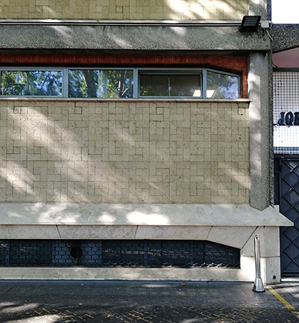 Dettaglio del fronte sul Lungotevere