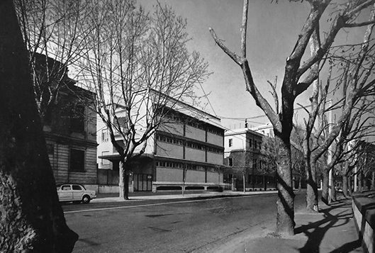 Il fronte sul lungotevere in una foto d'epoca