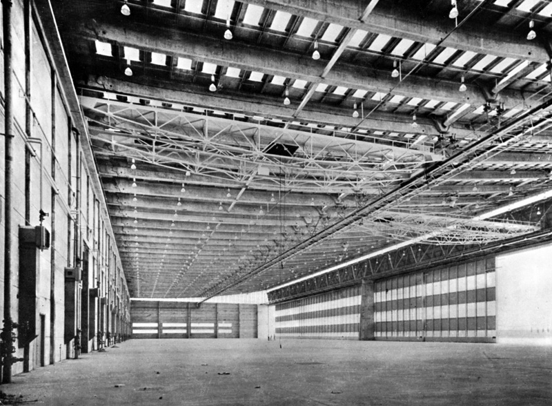 Vista spazio di ricovero degli aerei