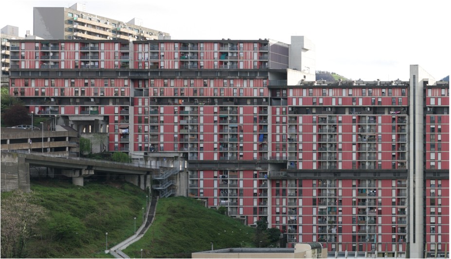 Foto del fronte principale lato ovest 2009 