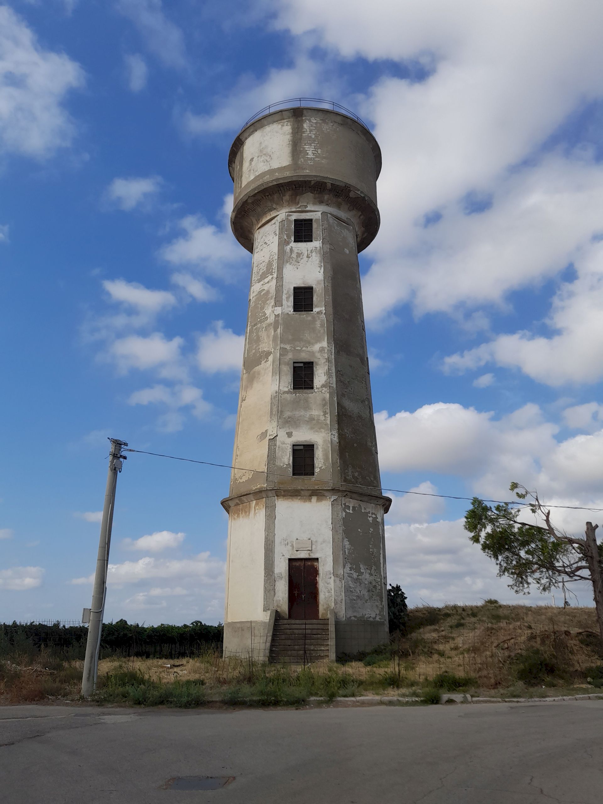 torre piezometrica - ingresso