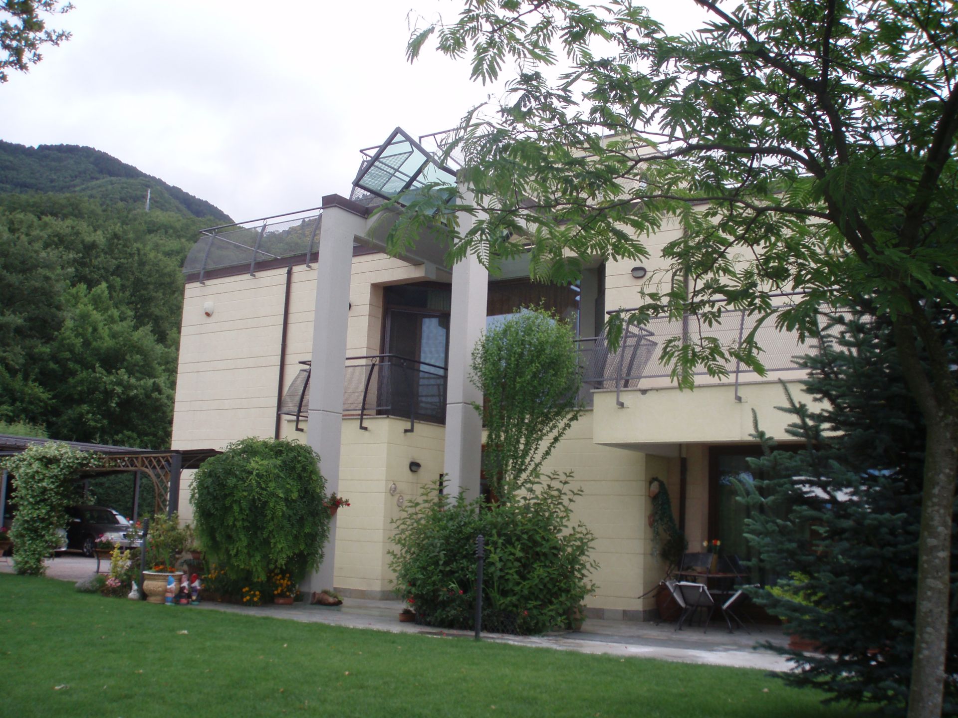 fronte principale - vista sud-ovest