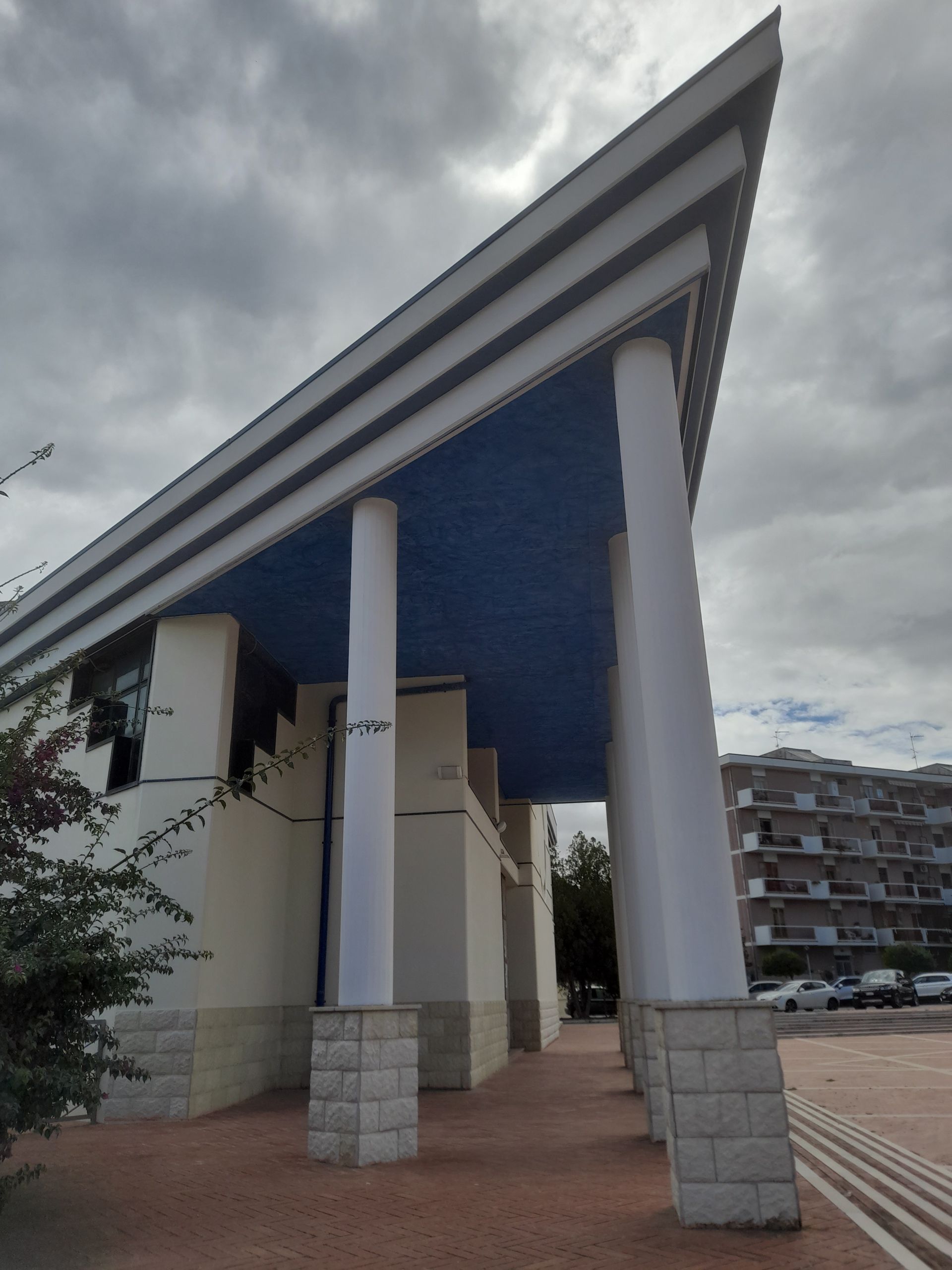 facciata principale - portico