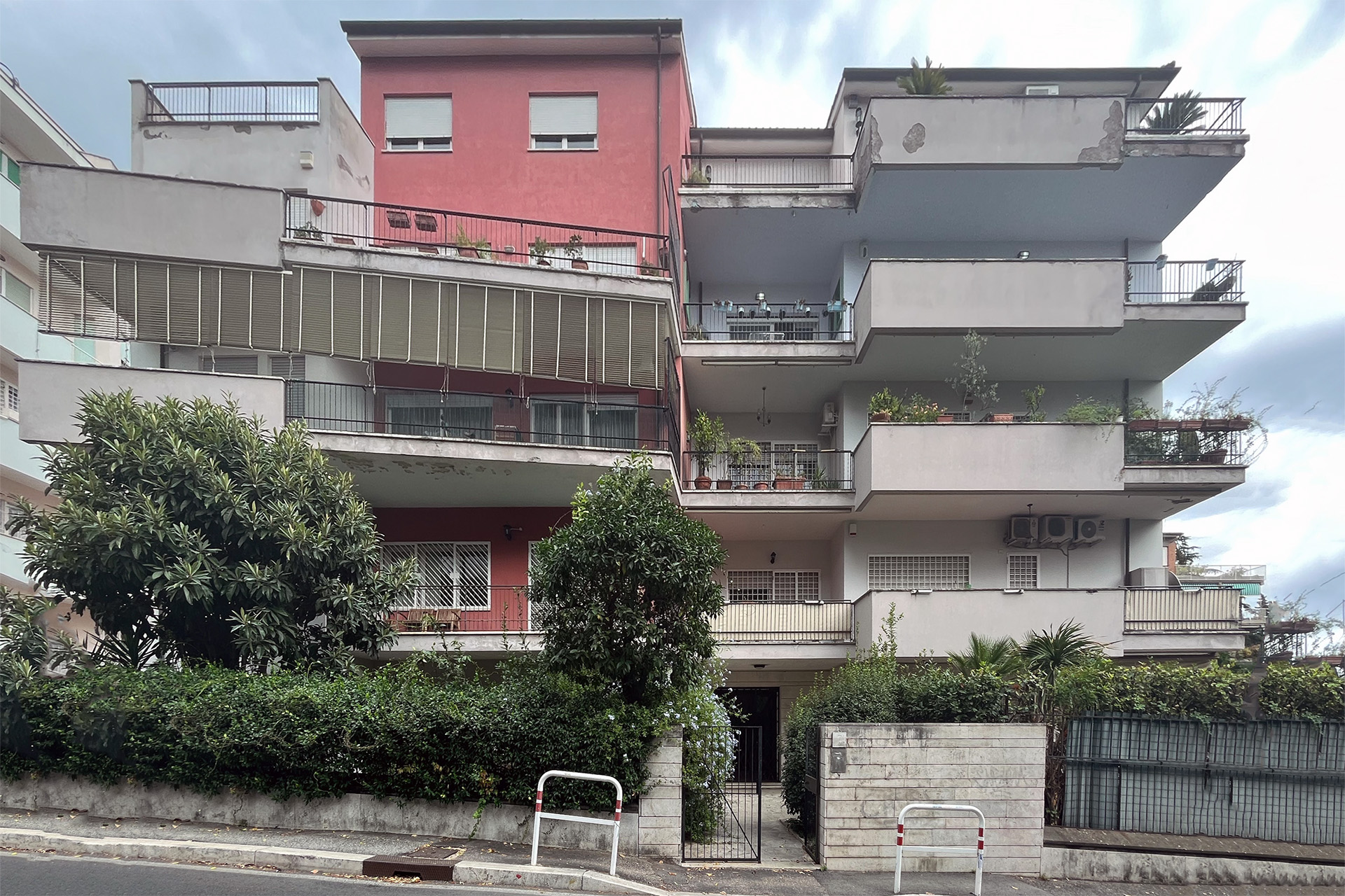 Vista d'insieme da Via Apollo Pizio