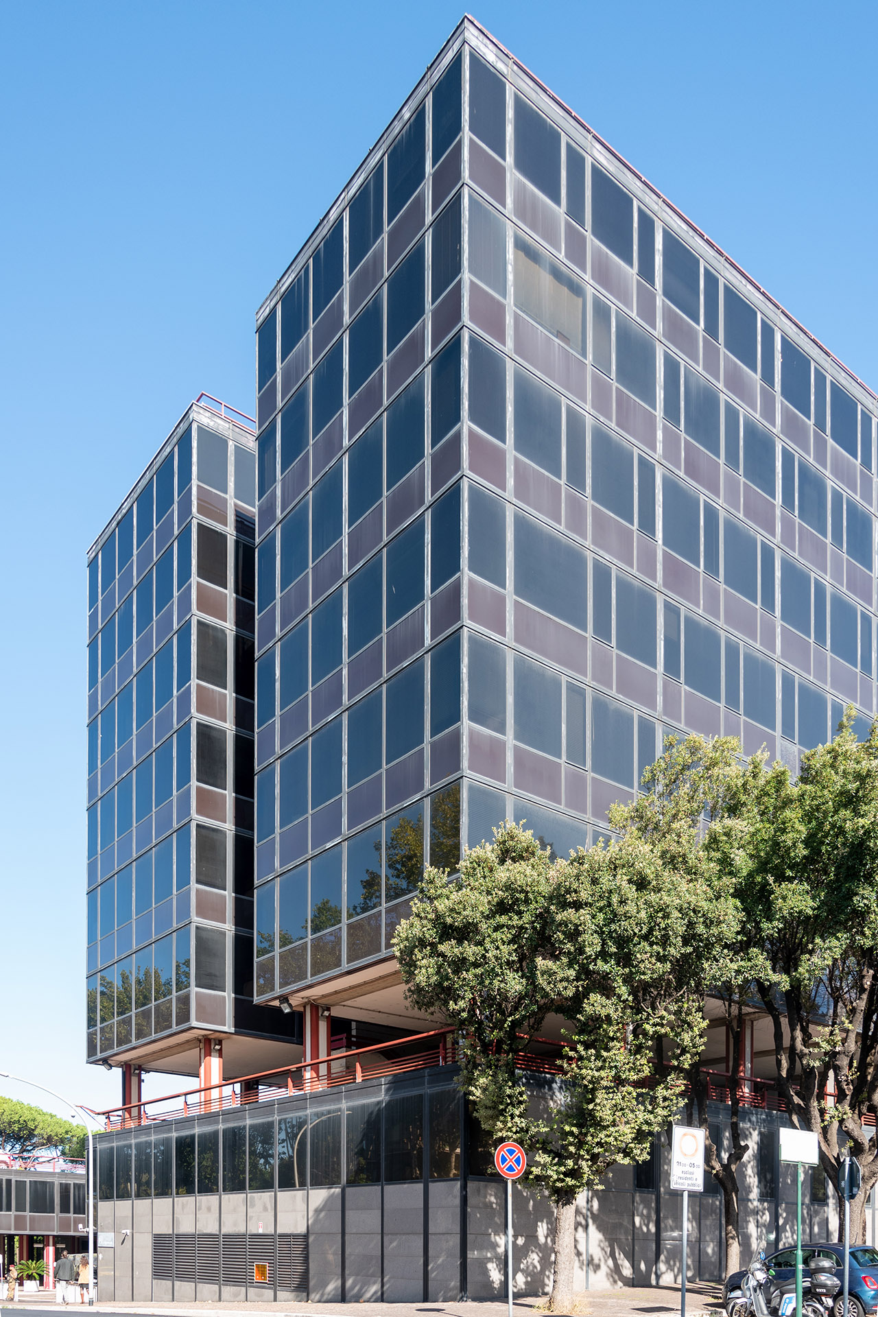 Vista d'insieme da Viale dell'Astronomia