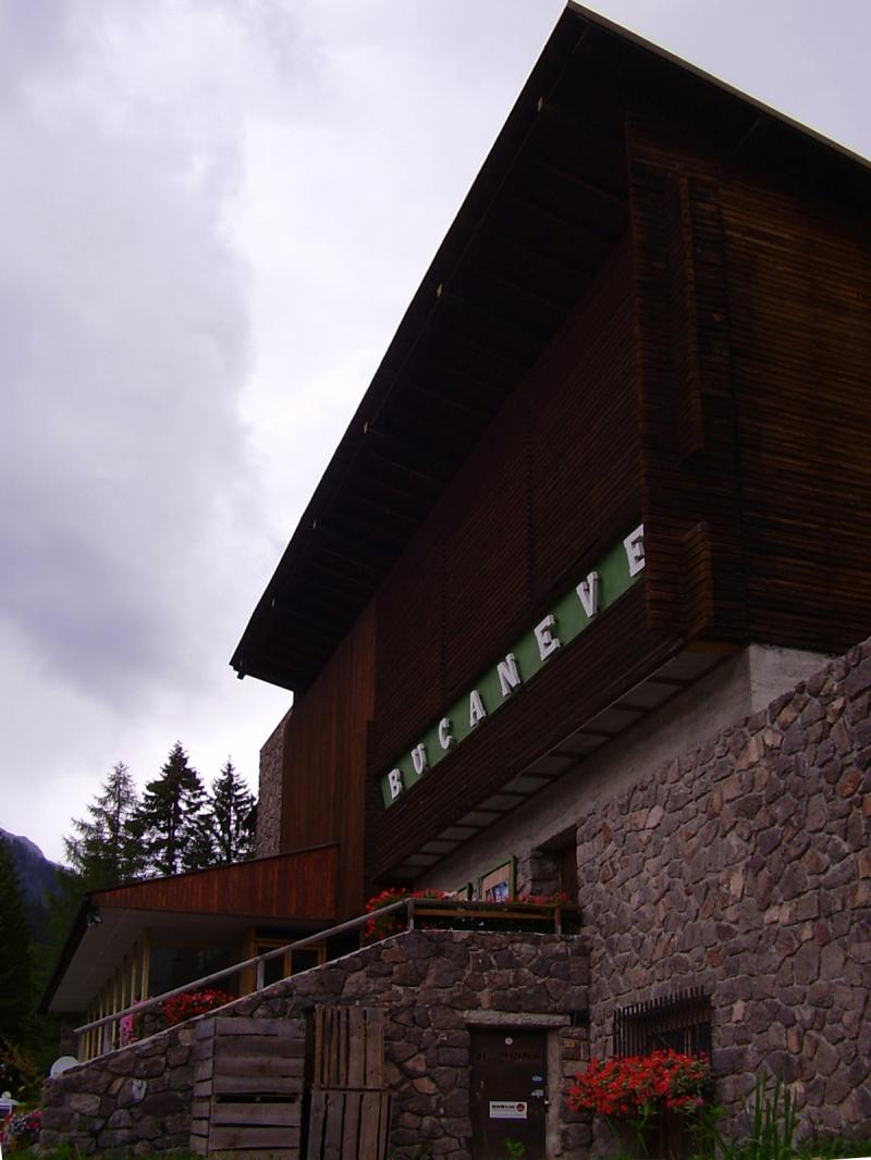 insegna, facciata principale