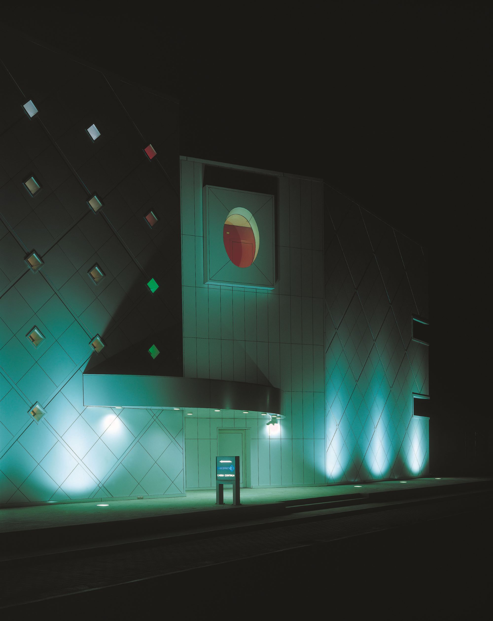 Esterno vista notturna 