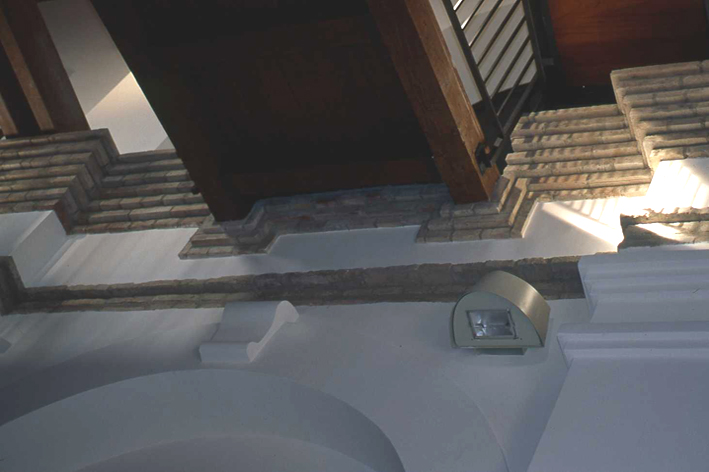 Dettaglio ripristino decorazioni parietali