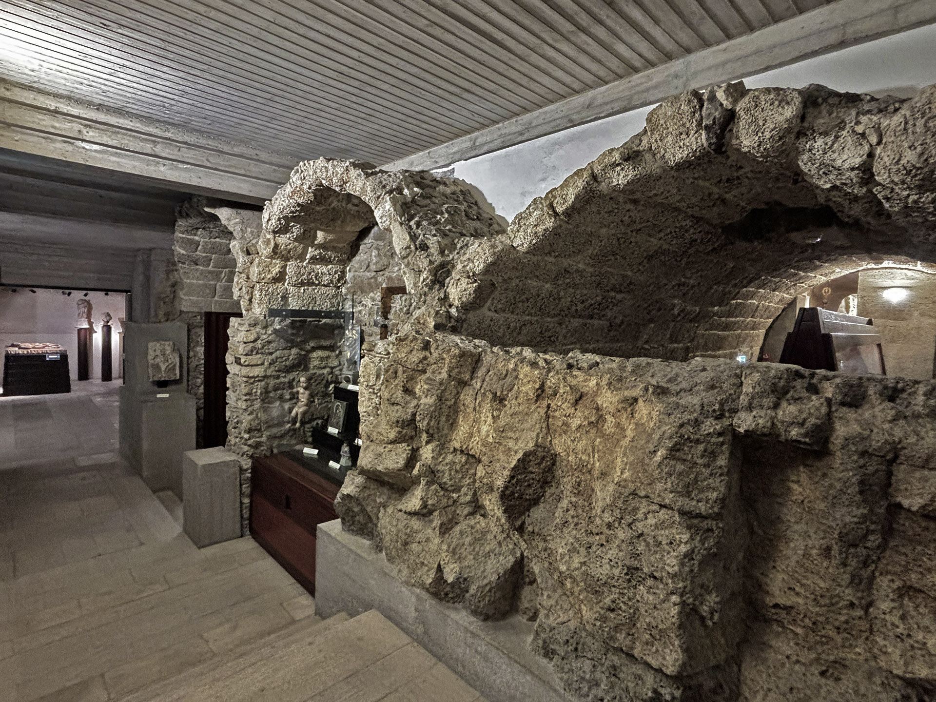 Sala del Tesoro – vetrina delle donazioni