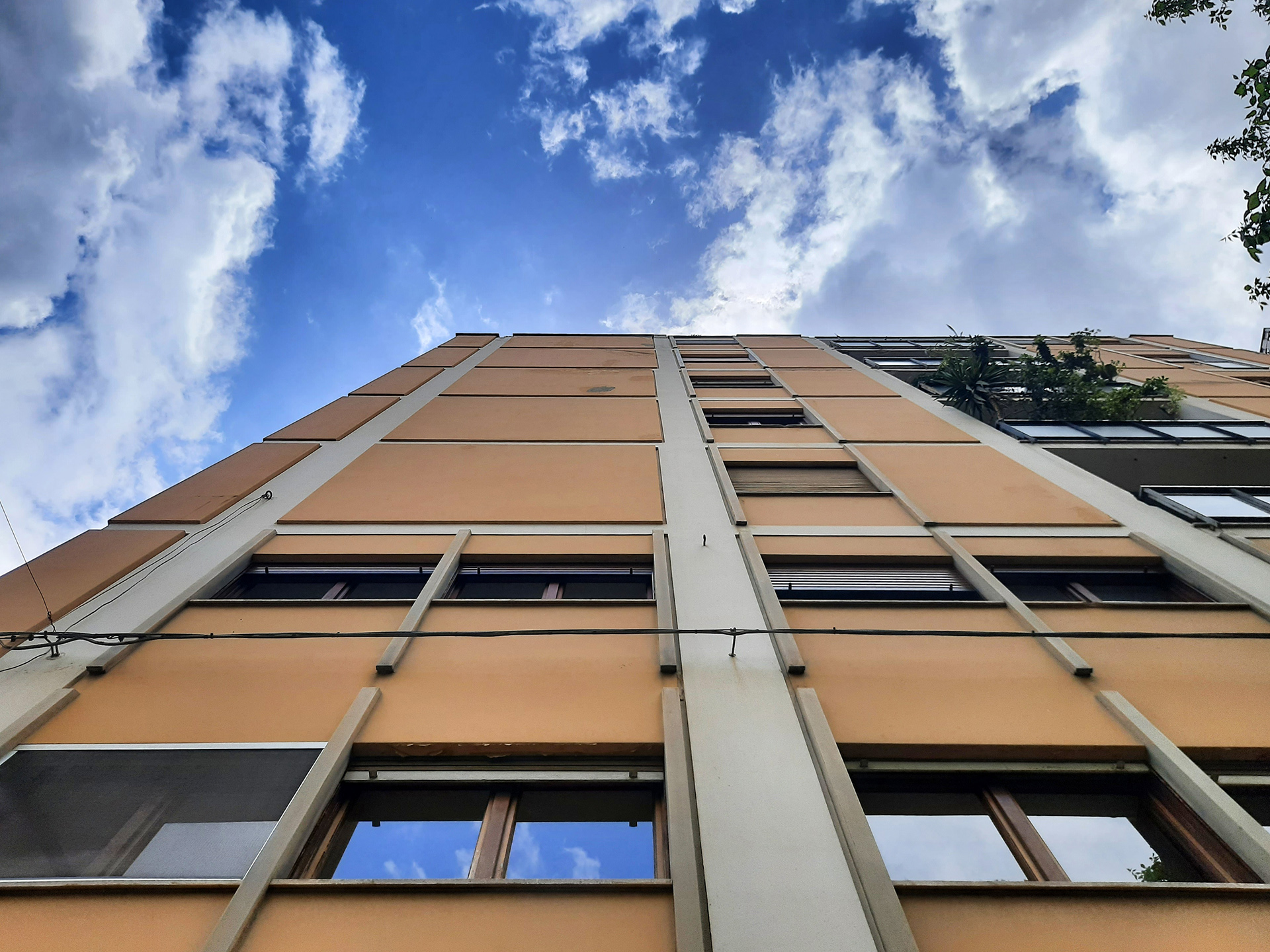 Fronte su Via Principe di Belmonte