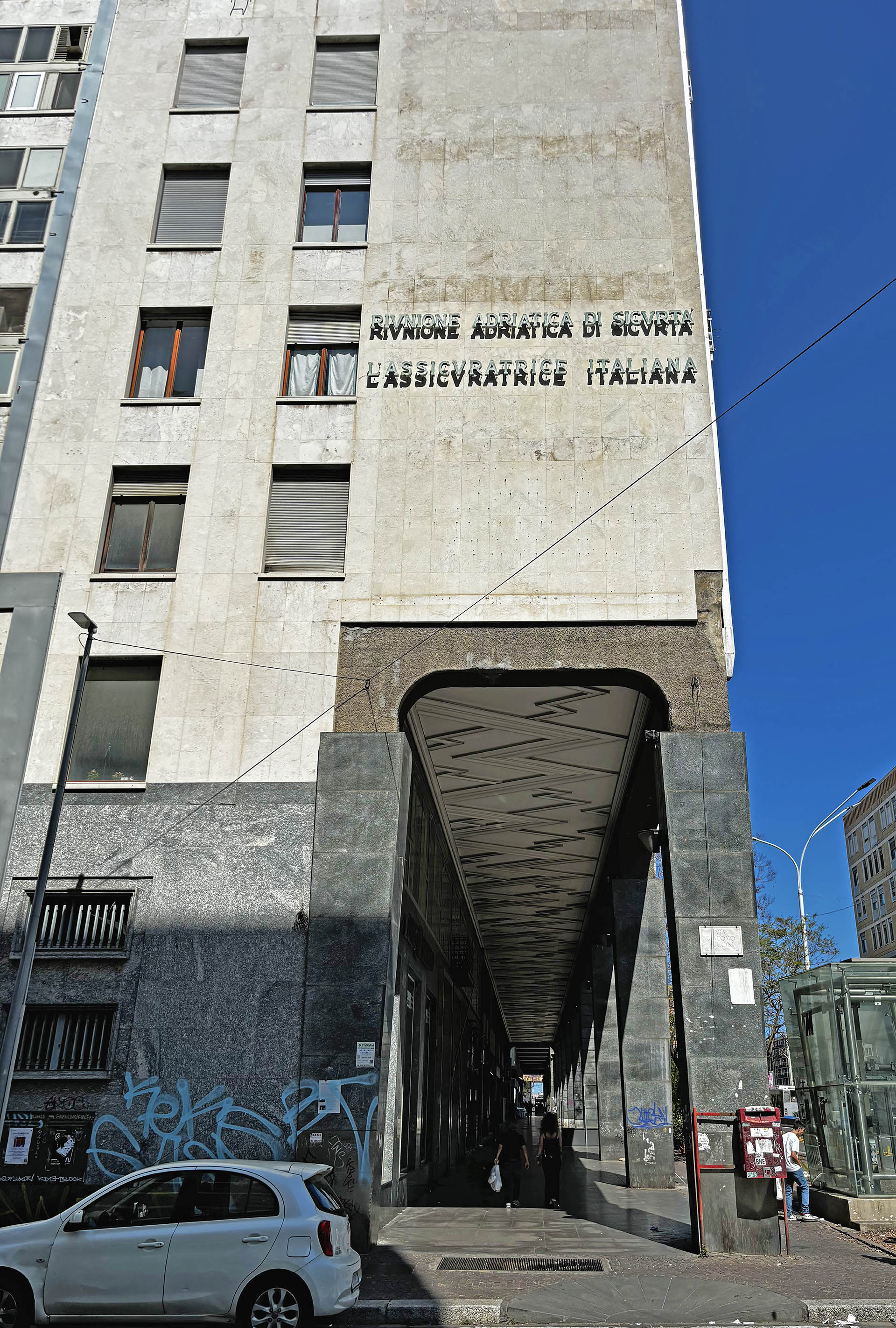 Vista verso il portico