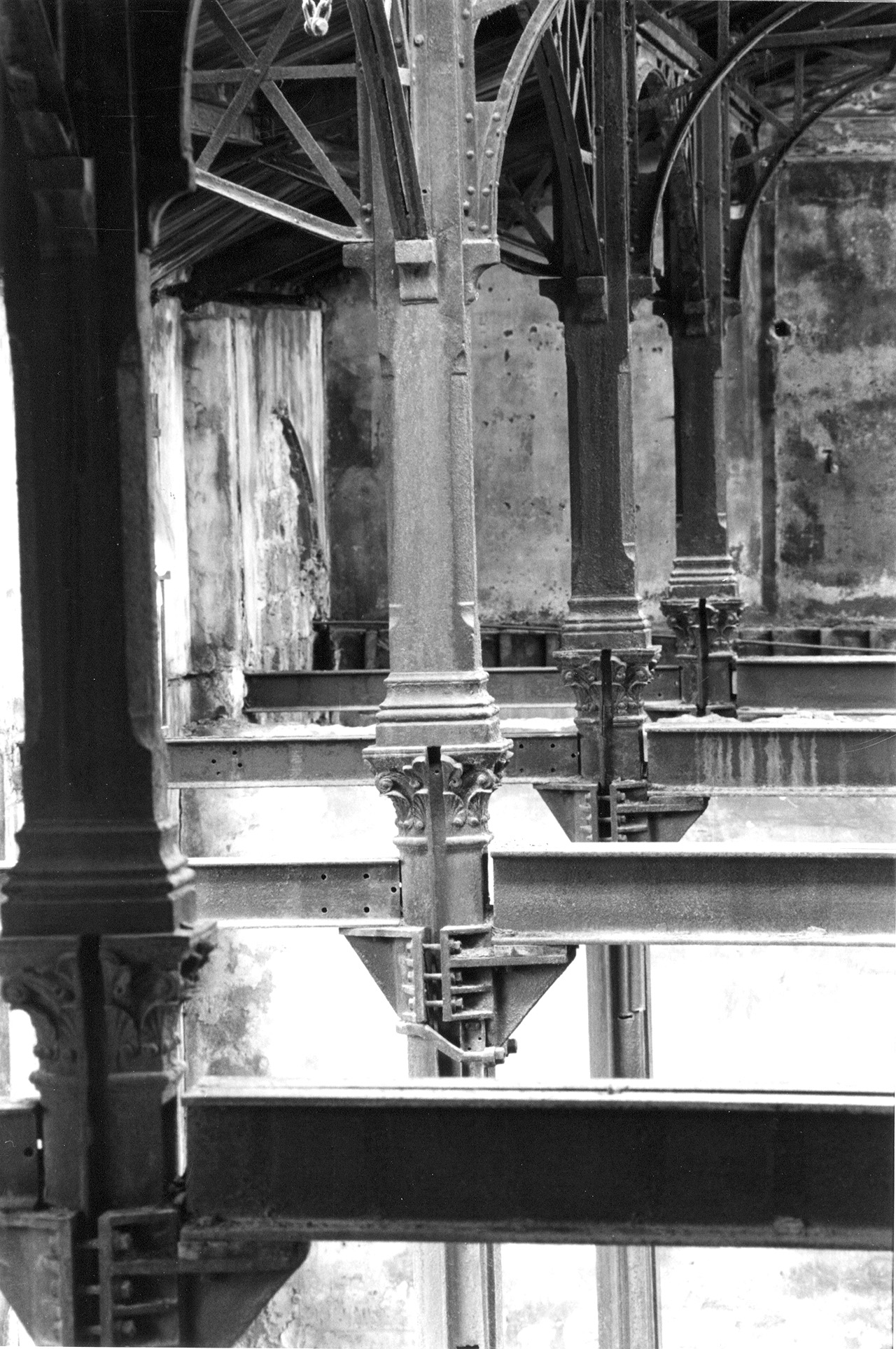 Stato di fatto delle strutture metalliche, prima dell'inizio dei lavori