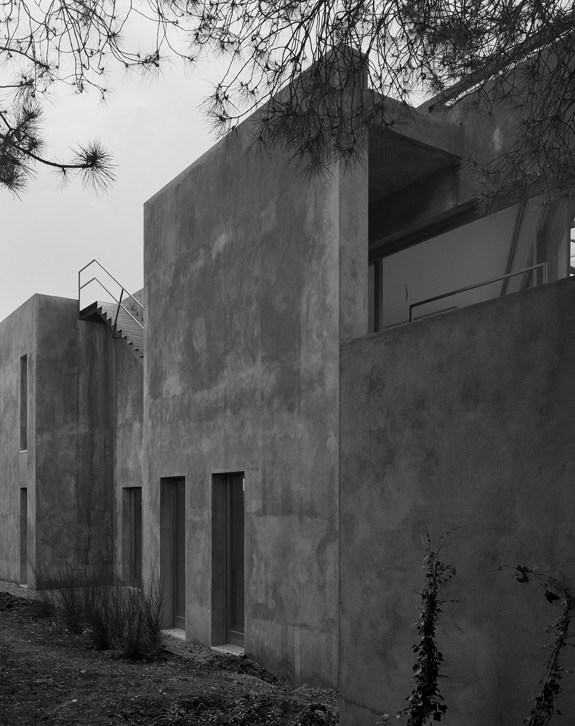 Vista del fronte con la scala esterna