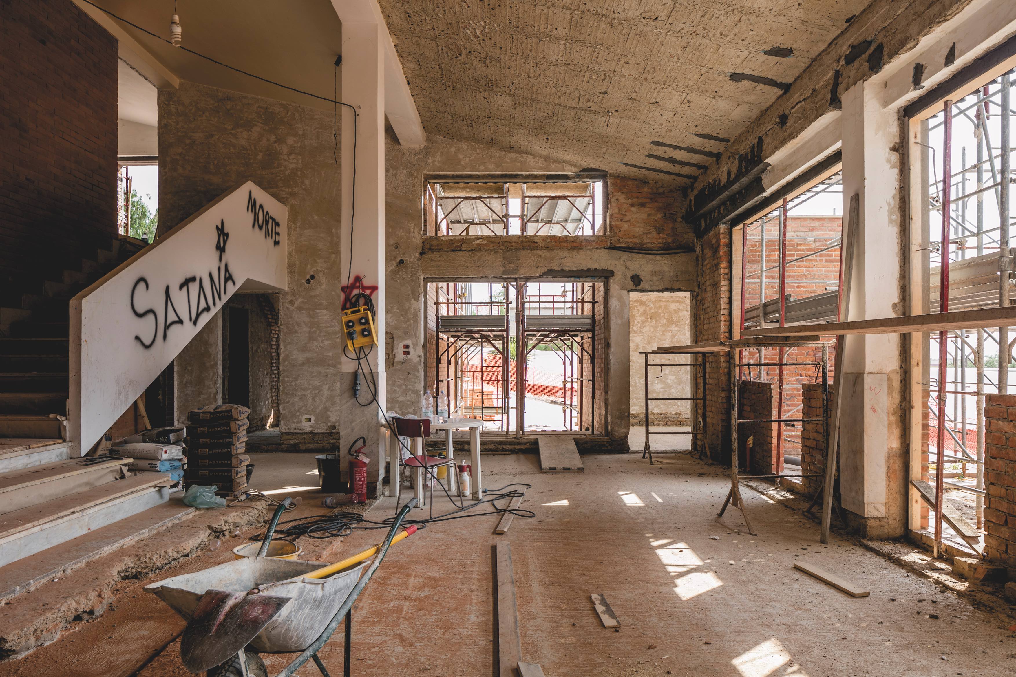 Vista dell'interno durante i lavori 