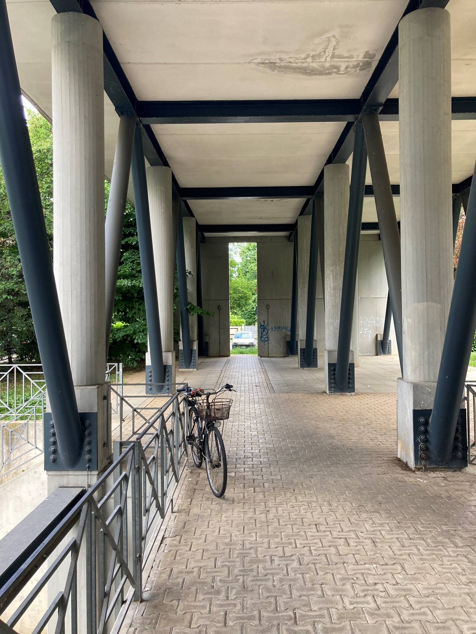 Il portico d'ingresso