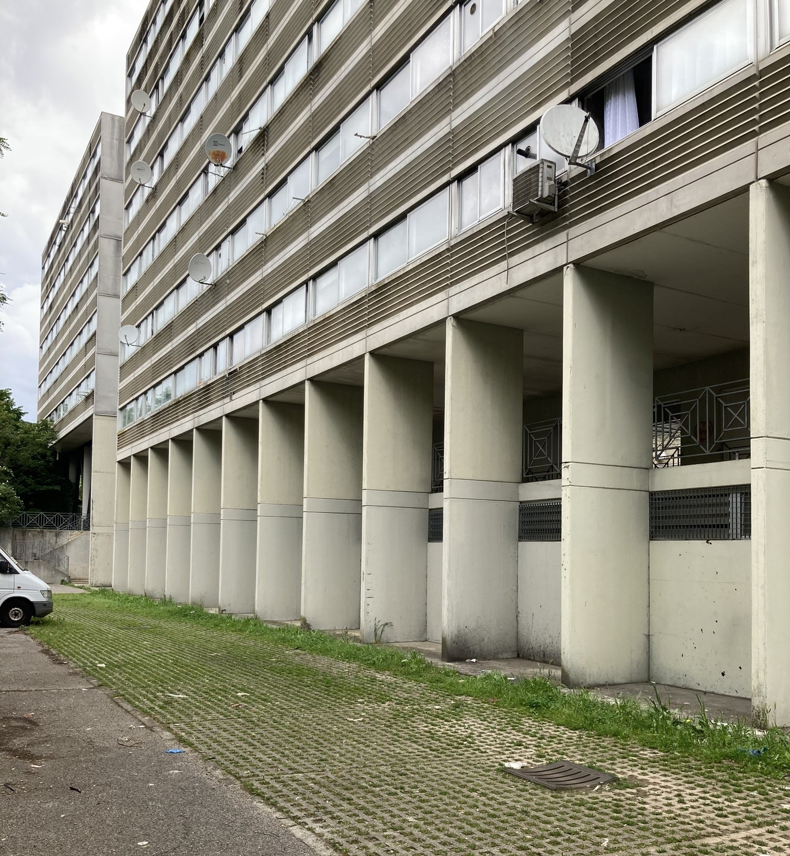 Scorcio della facciata principale