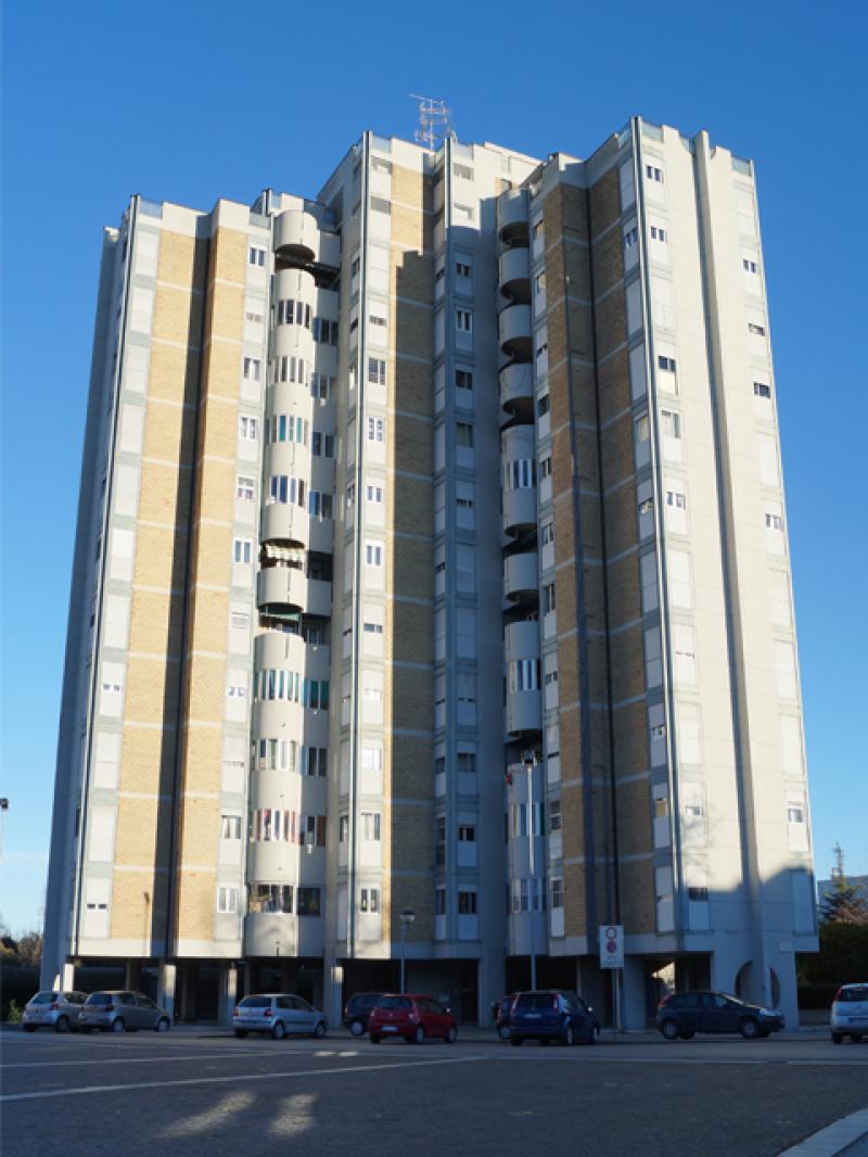 Vista dell'edificio denominato casa a torre