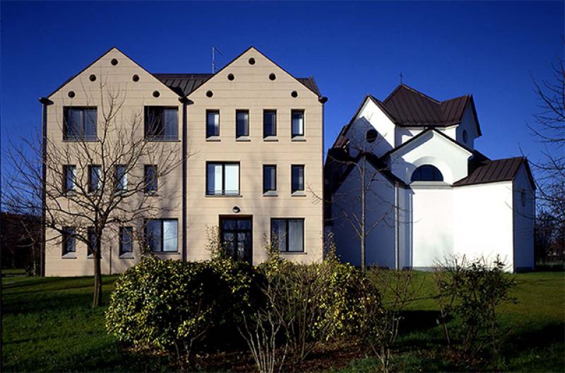 Veduta del prospetto Est del complesso (Courtesy Studio Cortesi Architetti)