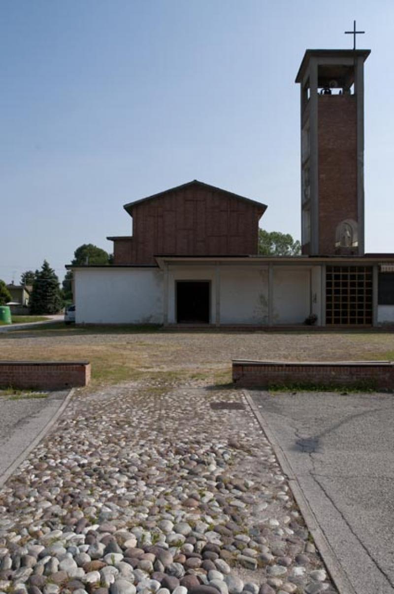 Vista della chiesa