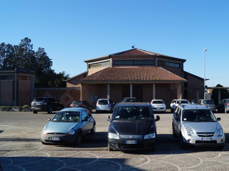 Vista frontale della chiesa di Santa Giustina