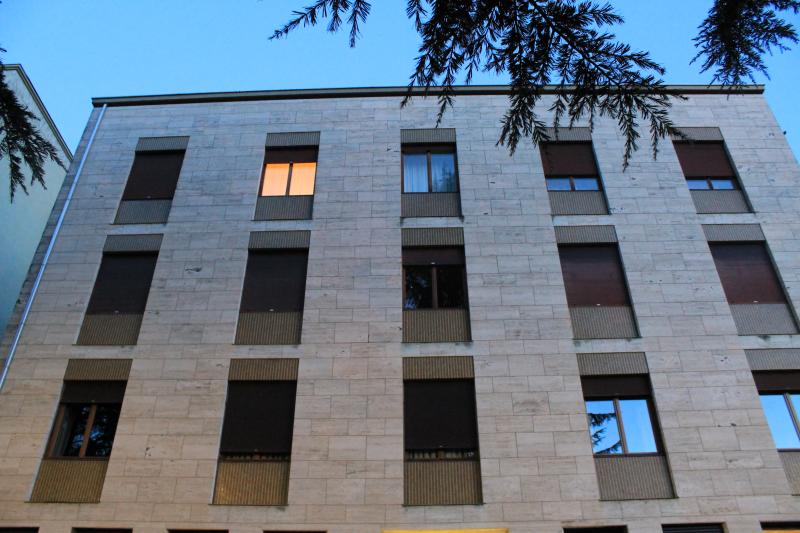 Prospetto ovest su via Cavour, 2019