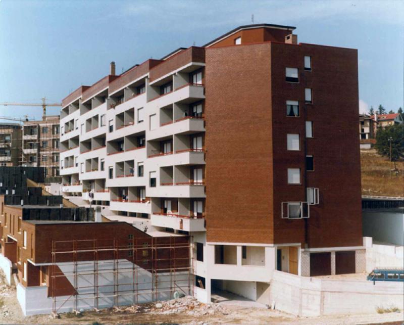 vista testata blocco posteriore (1977)