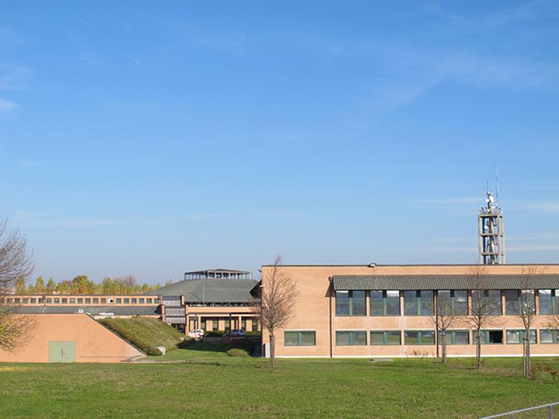 Prospetto parziale complesso sede AMPS, Parma