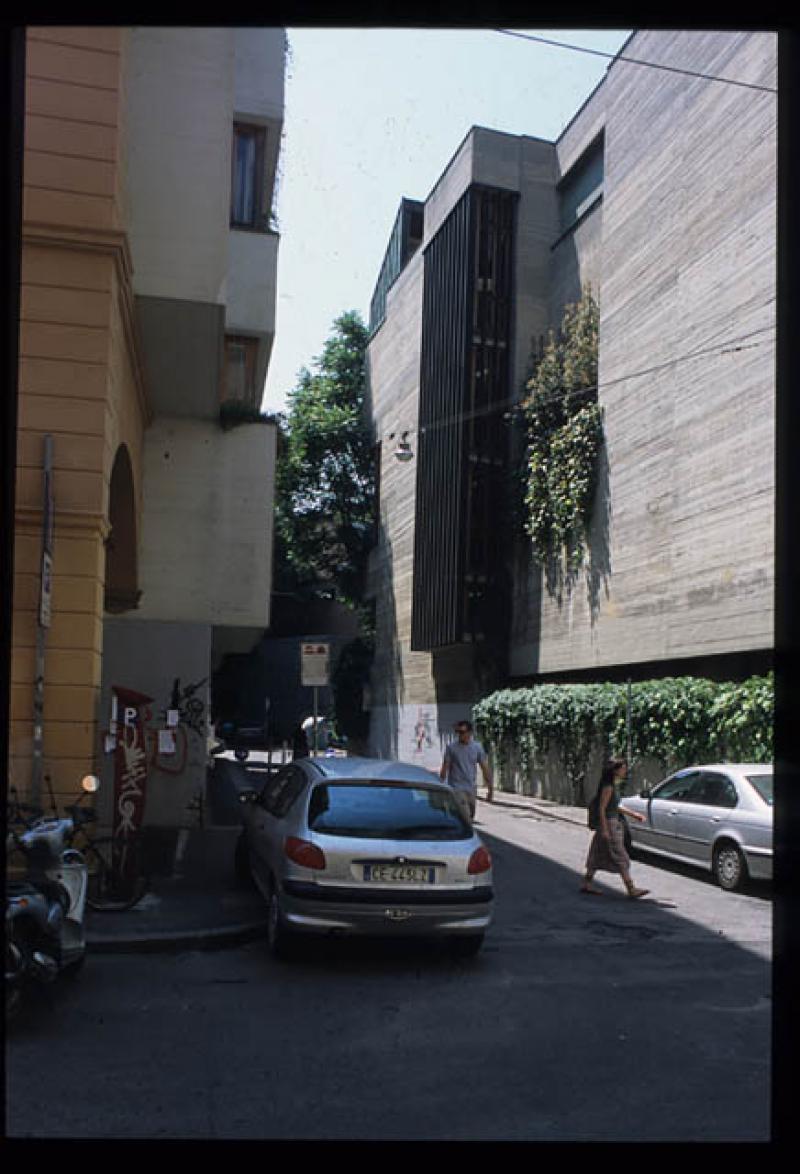 Vista Nord-Est del prospetto laterale