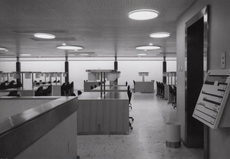 Vista dell'interno della biblioteca