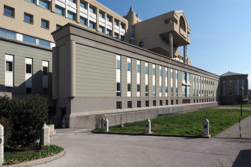 veduta del prospetto posteriore