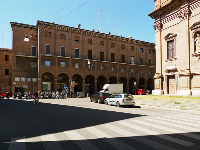 Stato attuale del palazzo lato San Domenico (2010)