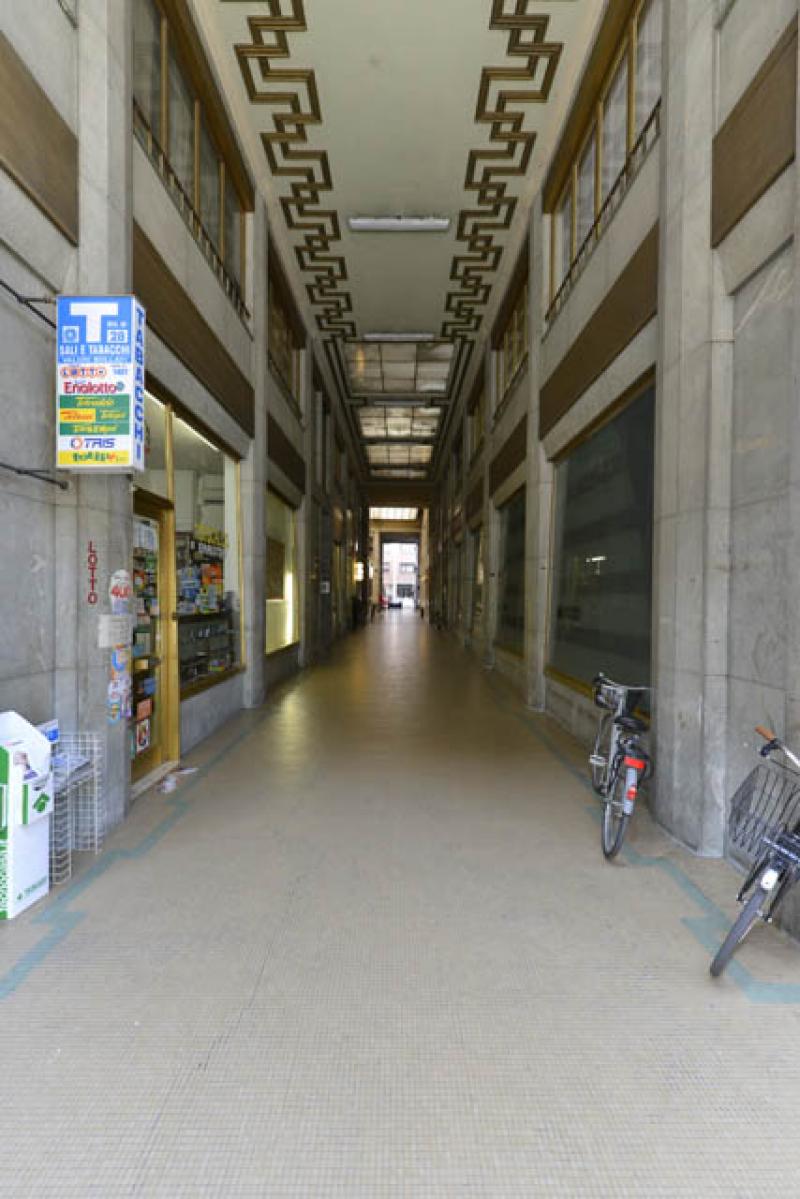 Il passaggio da via Cavour (autore A. Scardova. Courtesy IBC)