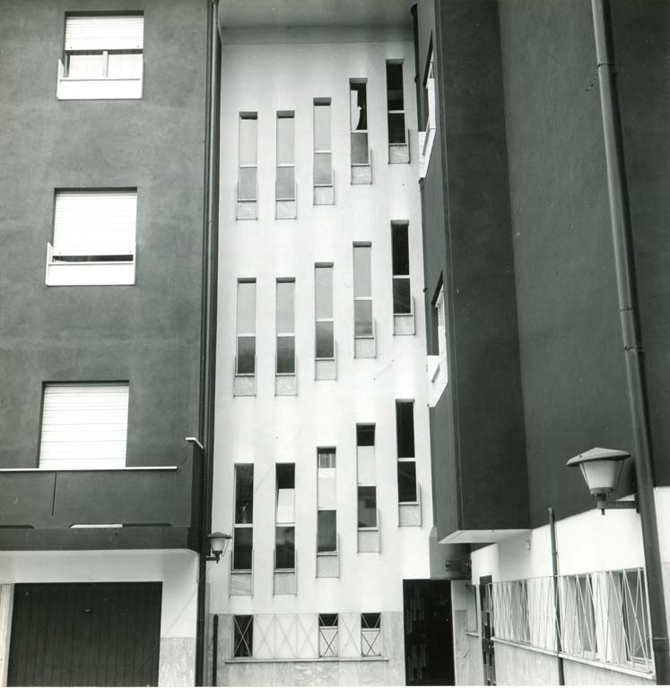 Giovanni Gentilini, Condominio Fiore 1, via Mella, Cremona 1965. Dettaglio vano scale