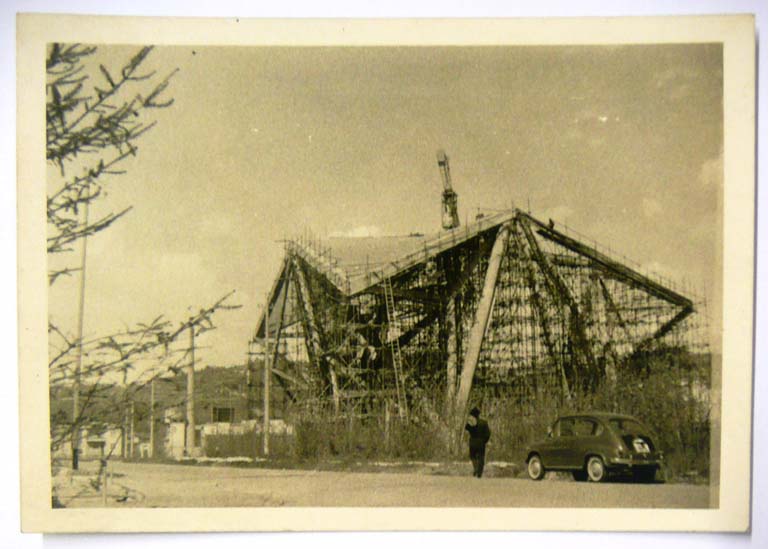 Chiesa della Beata Vergine Immacolata, Longuelo. Cantiere. Stampa fotografica b/n. 