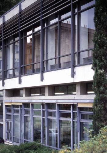 Dettaglio della facciata sul giardino