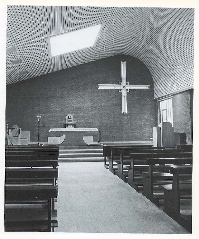 Vista dell'interno della chiesa tipo, Cassina de' Pecchi