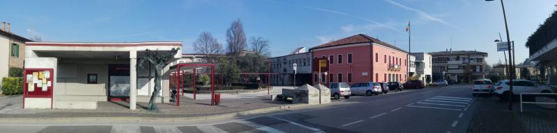 panoramica della piazza