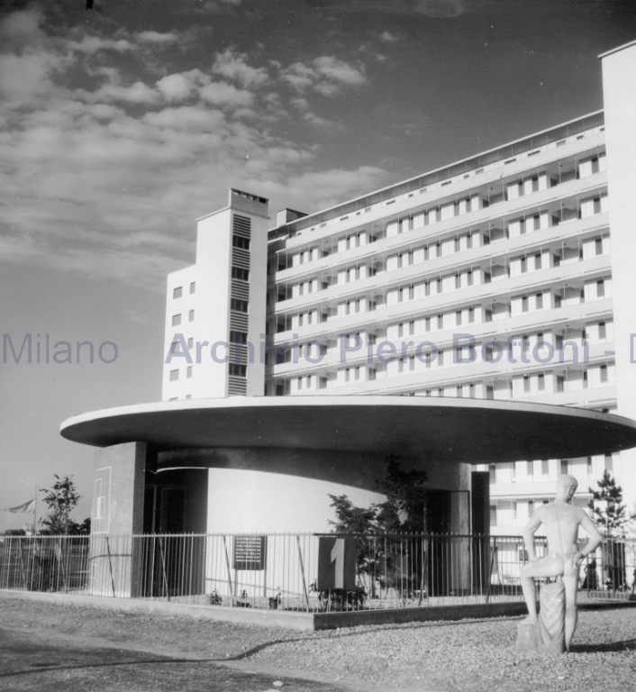 Veduta del padiglione, positivo, bianco e nero
