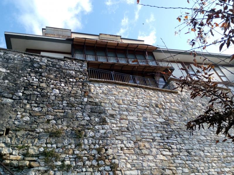 prospetto ovest, dettaglio delle logge vetrate