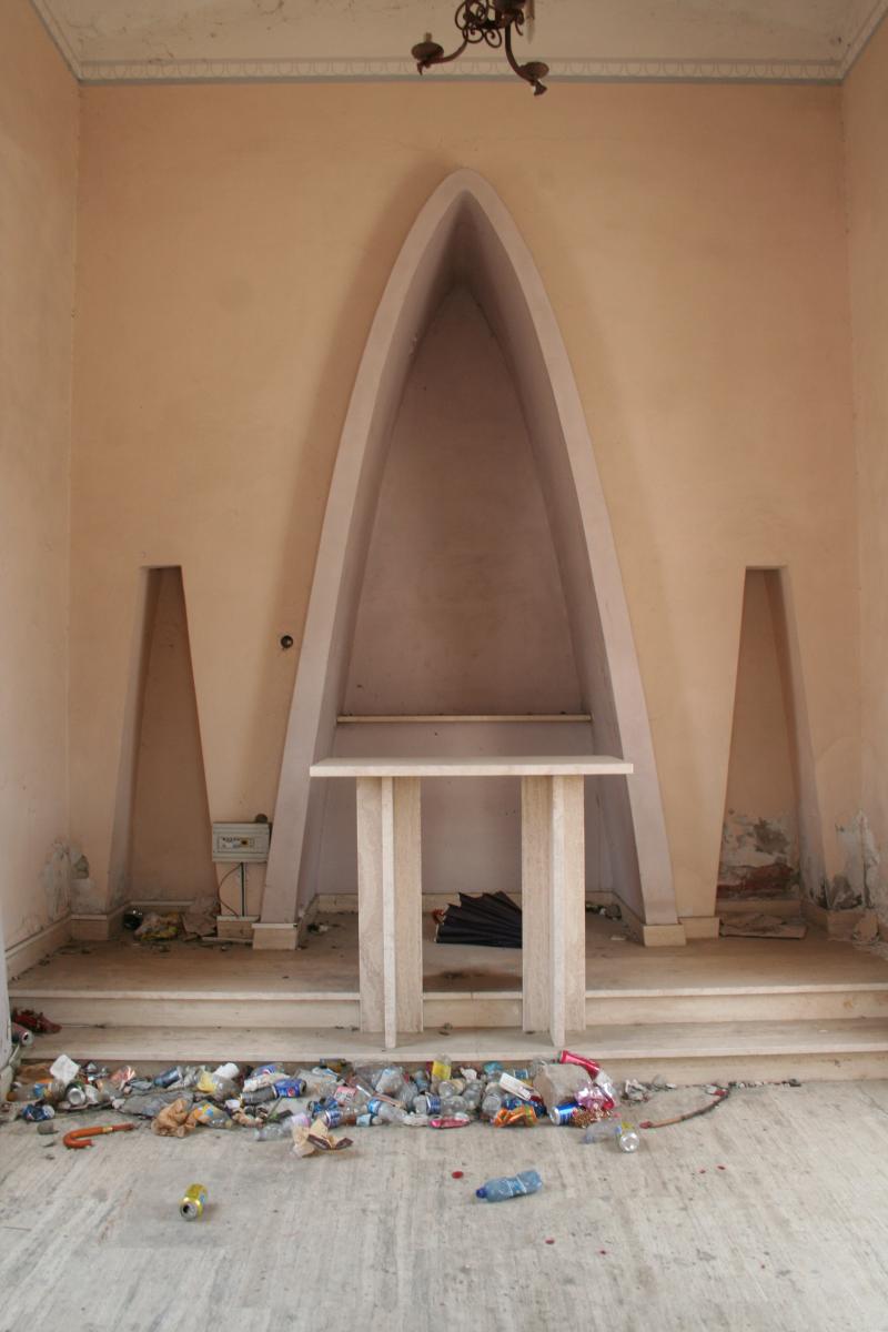Cappella Votiva. Altare.