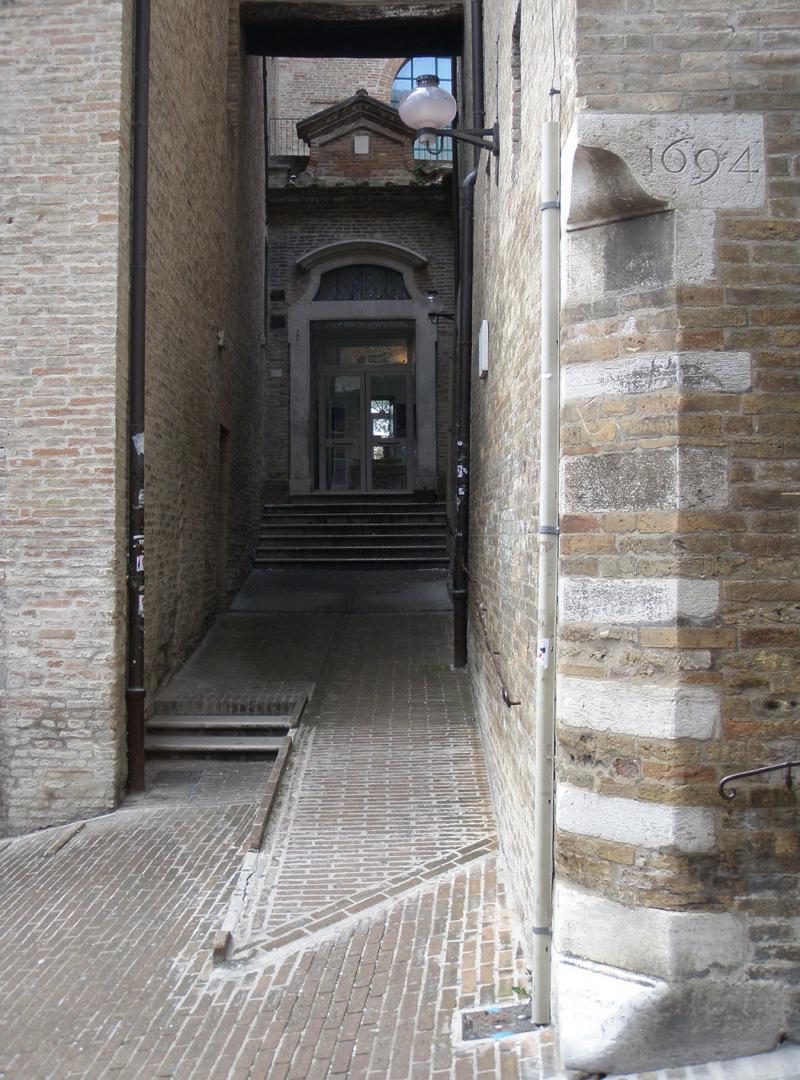 ingresso, vista esterna