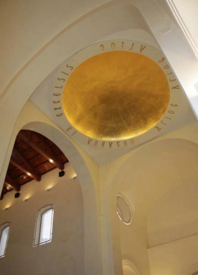 Interno, particolare delle volte e della cupola