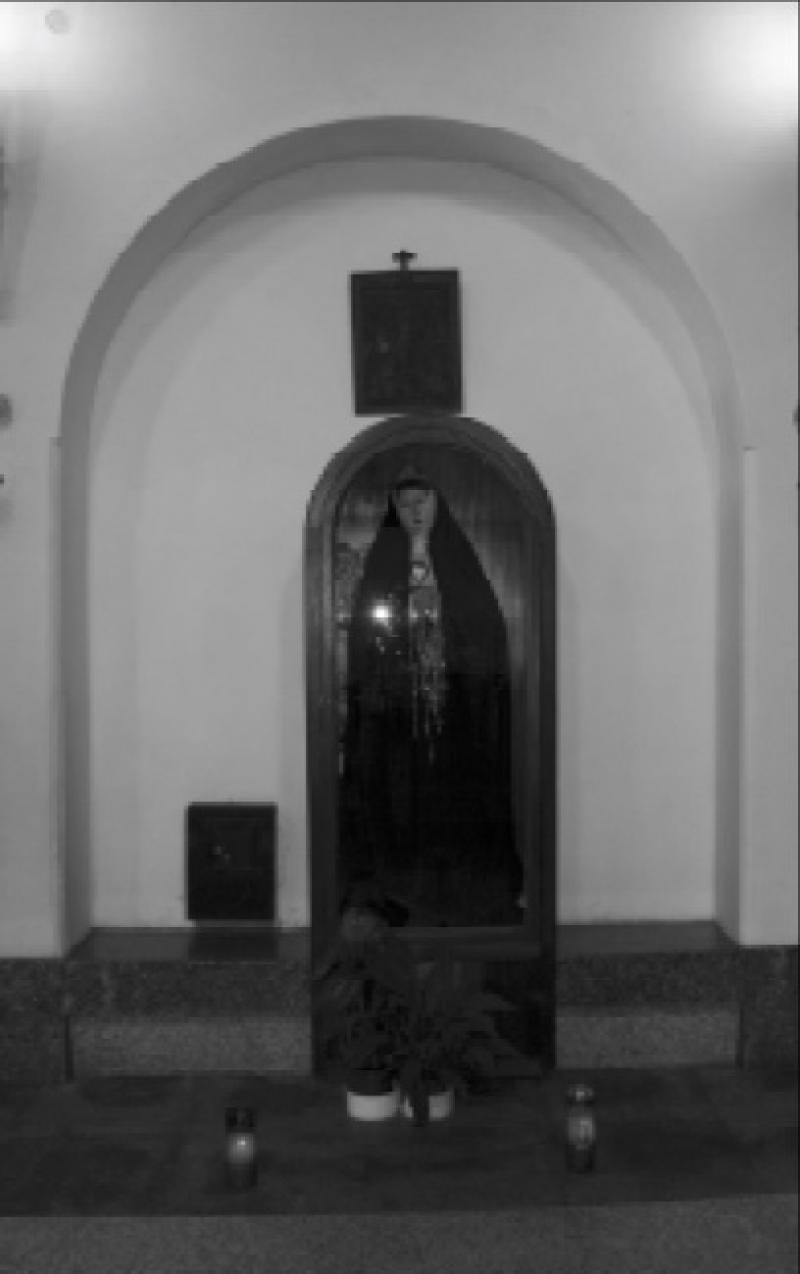 Vista della statua della Madonna
