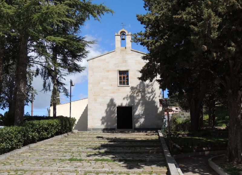 Chiesa della Solitudine - vista del prospetto dalla scalinata