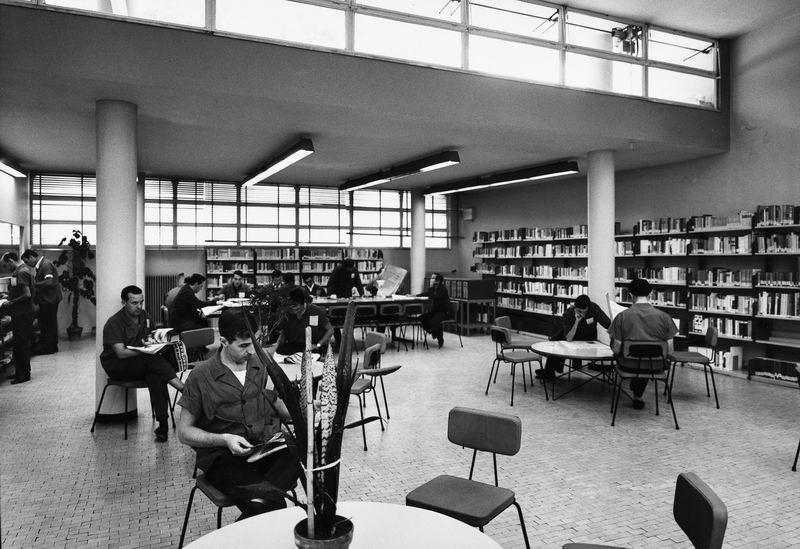 Stabilimento Olivetti a Pozzuoli, interni