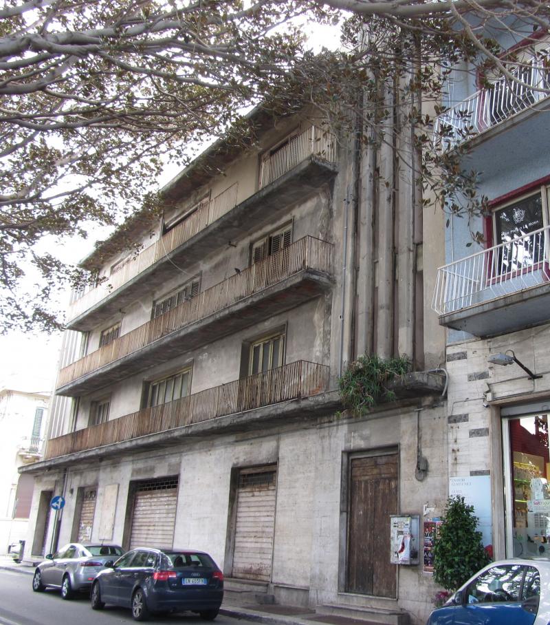Prospetto laterale, scorcio prospettico